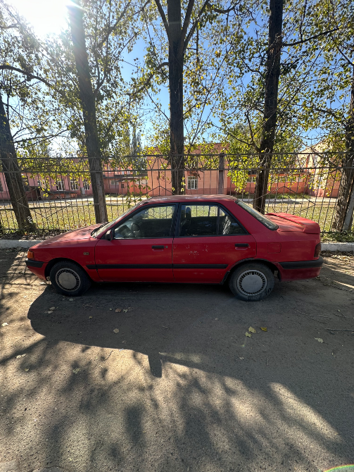 Mazda 323 1993 год Тирасполь Тирасполь - изображение 3