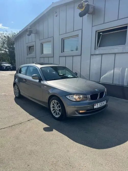 BMW 3 Series 2010 год Бендеры Бендеры - изображение 3