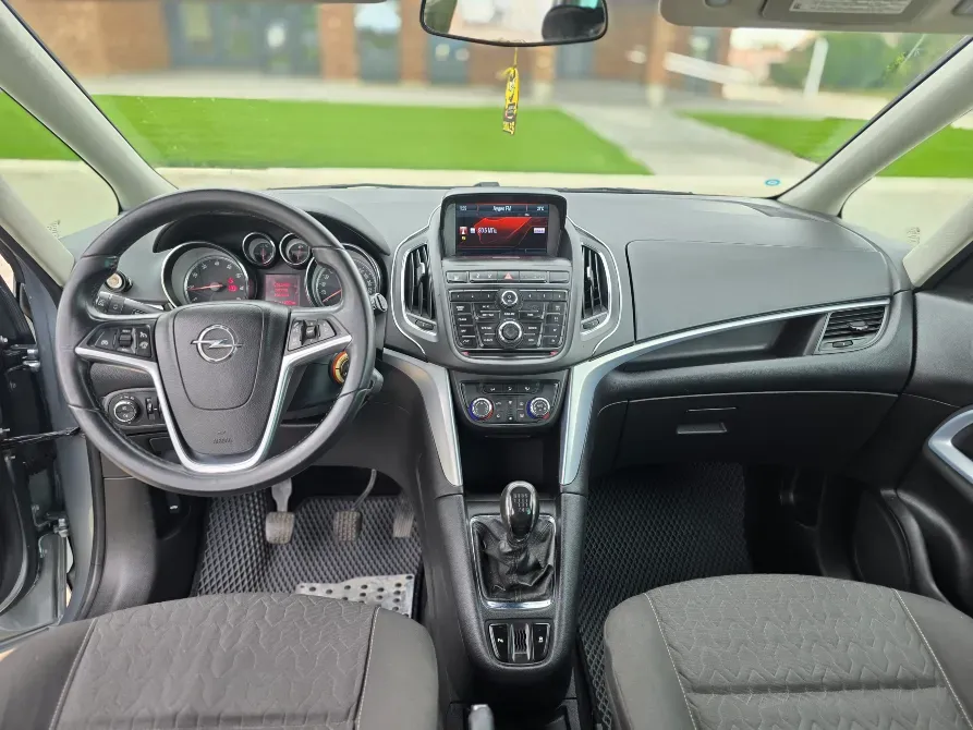 Opel Zafira 2013 год Тирасполь Тирасполь - изображение 4