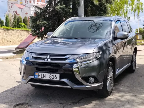 Mitsubishi Outlander 2017 год Рыбница Рыбница