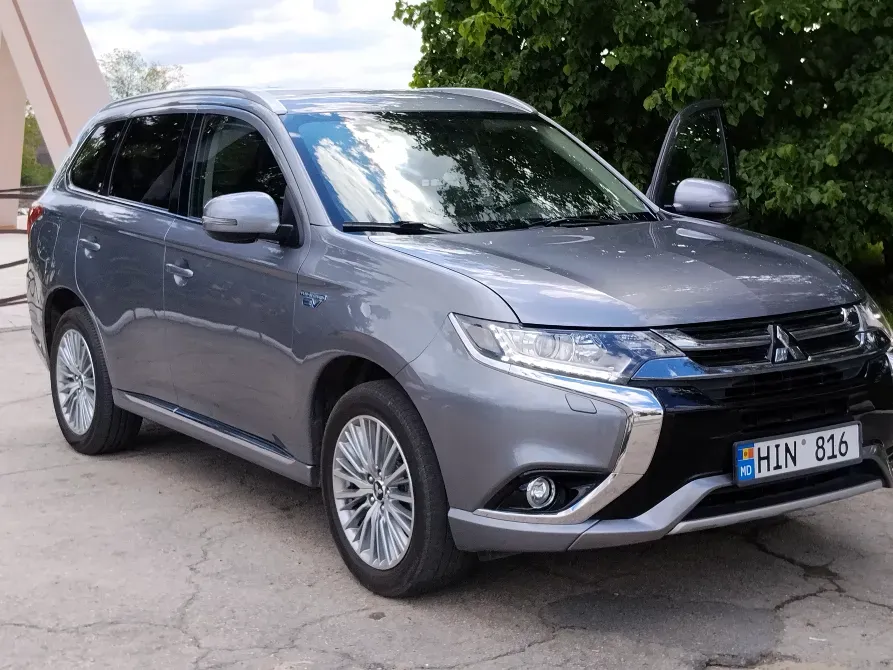 Mitsubishi Outlander 2017 год Рыбница Рыбница - изображение 2