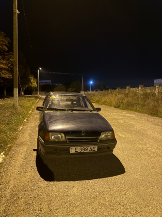 Opel Kadett 1992 год Дубоссары Дубоссары