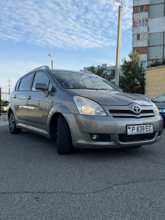 Toyota Corolla Verso 2004 год Тирасполь Тирасполь