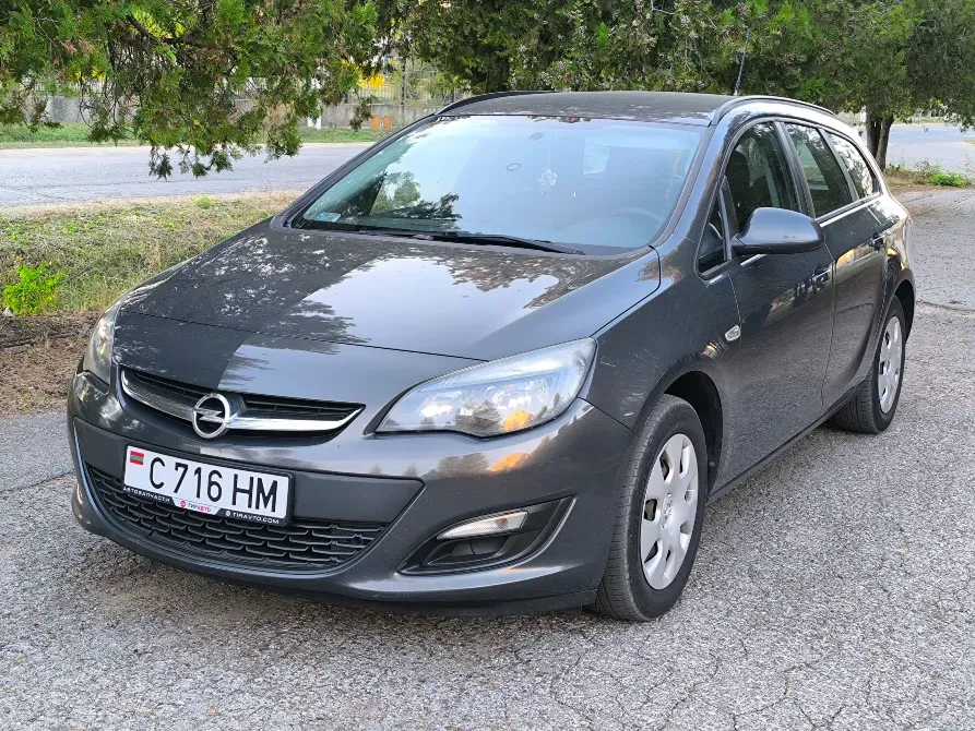 Opel Astra 2014 год Тирасполь Tiraspol - fotografie 4