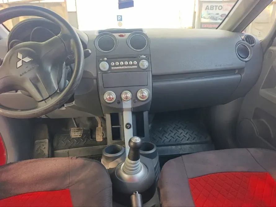 Mitsubishi Colt 2005 год Тирасполь Тирасполь - изображение 7