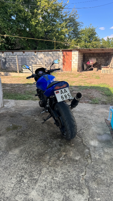 Kawasaki zr750 2004 Новые Анены - изображение 2