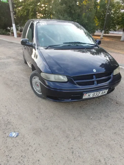Chrysler Voyager 1999 год Слободзея Слободзея - изображение 1