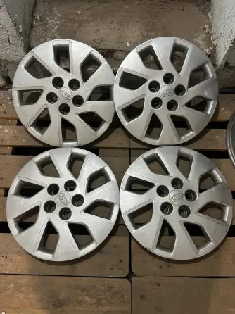 Продам колпаки R16 Оригинал Целые / Мягкие Цена 600р Звоните 077716141 Вайбер Tiraspol