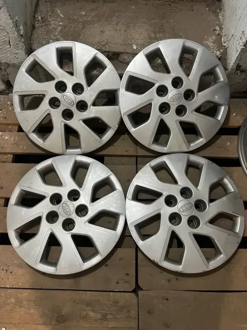 Продам колпаки R16 Оригинал Целые / Мягкие Цена 600р Звоните 077716141 Вайбер Tiraspol - fotografie 1