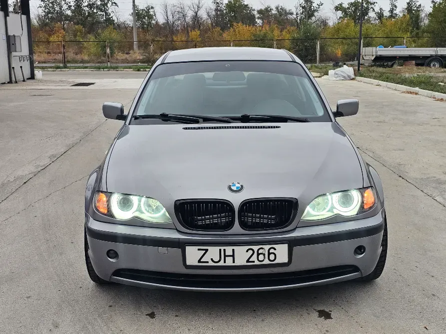 BMW 3 Series 2003 год Тирасполь Tiraspol - fotografie 1