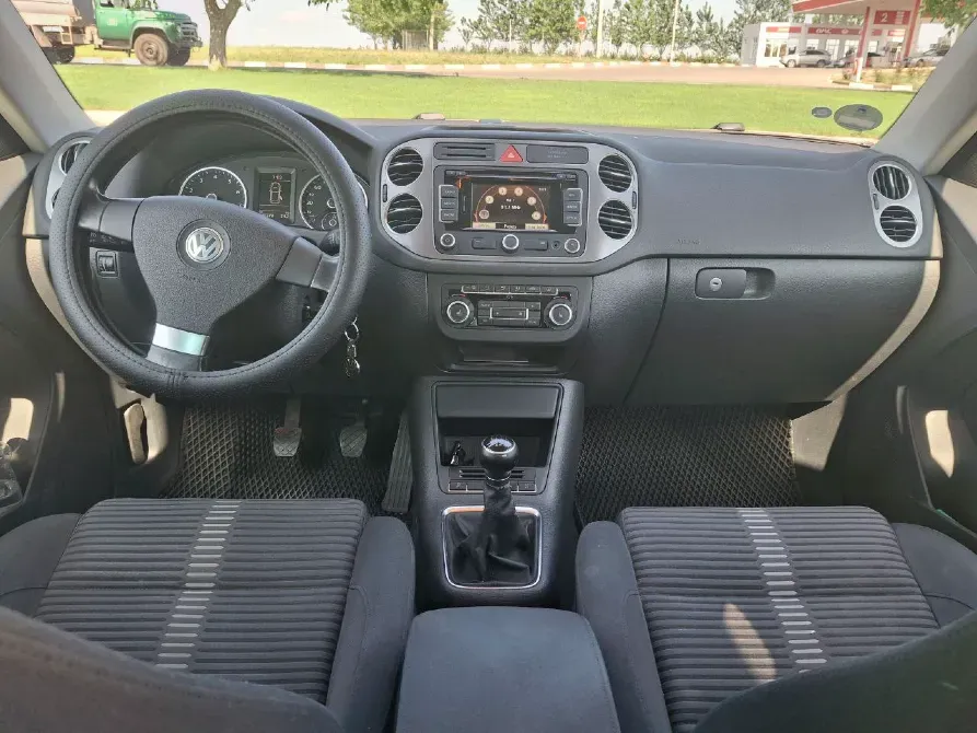 Volkswagen Tiguan 2010 год Тирасполь Тирасполь - изображение 6