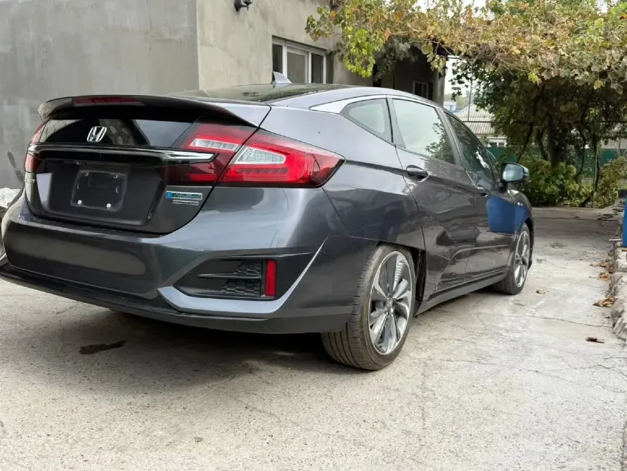 Honda Clarity 2019 год Тирасполь Тирасполь - изображение 2