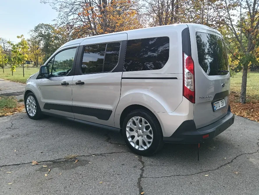 Ford Tourneo Connect 2017 год Тирасполь Tiraspol - fotografie 2