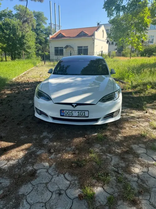 Tesla Model 3 2016 год Тирасполь Тирасполь - изображение 2