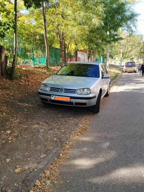 Volkswagen Golf 2002 год Тирасполь Тирасполь - изображение 2