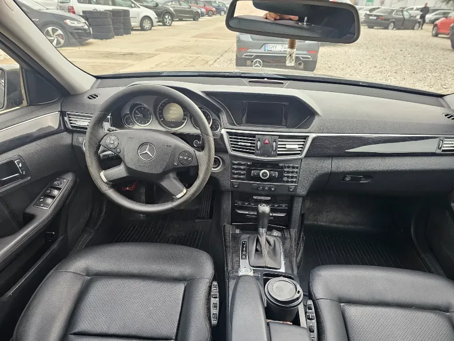 Mercedes E-Class 2011 год Тирасполь Tiraspol - fotografie 6