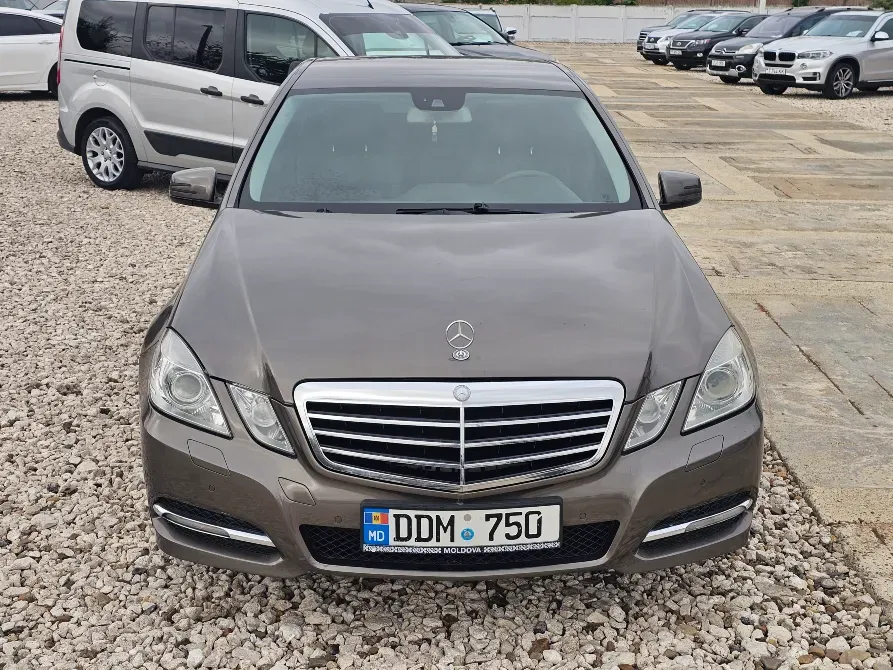 Mercedes E-Class 2011 год Тирасполь Tiraspol - fotografie 2