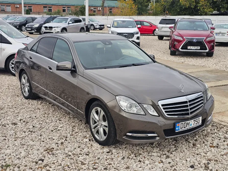 Mercedes E-Class 2011 год Тирасполь Tiraspol - fotografie 3
