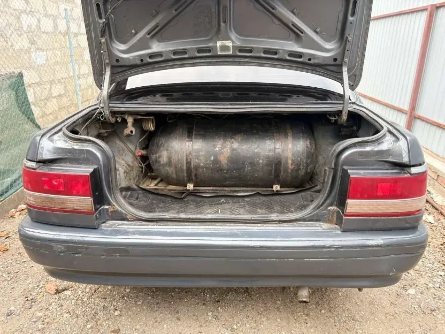 Mazda 626 1993 год Тирасполь Тирасполь - изображение 3