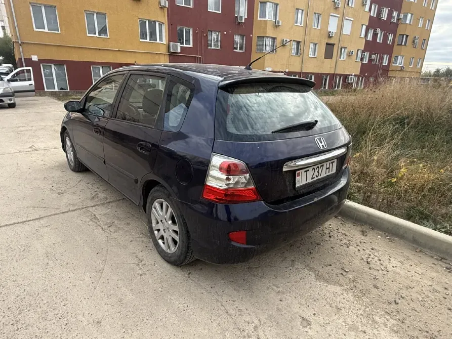 Honda Civic 2004 год Тирасполь Тирасполь - изображение 2