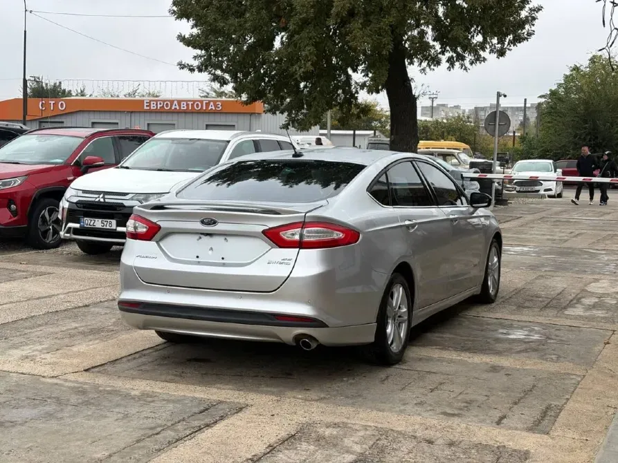 Ford Fusion 2015 год Бендеры Бендеры - изображение 3