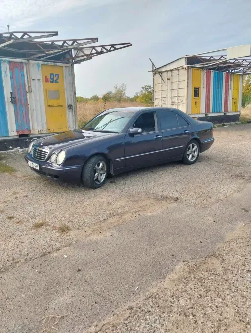 Mercedes E-Class 2000 год Суклея Sucleia - fotografie 2