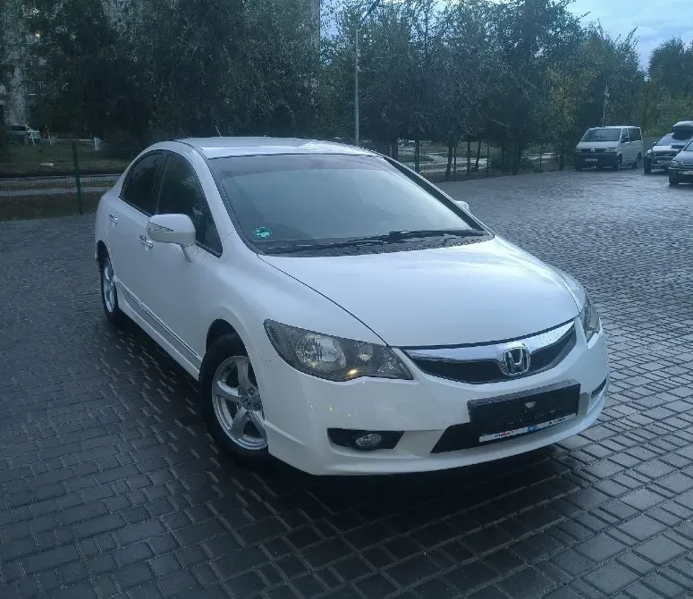 Honda Civic 2010 год Тирасполь Тирасполь - изображение 1