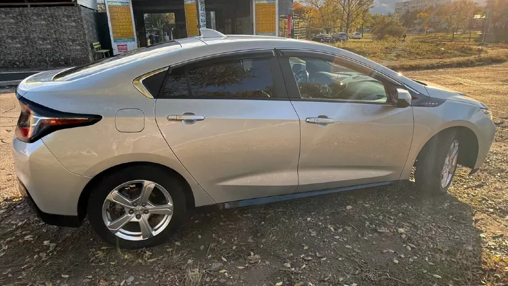 Chevrolet Volt 2018 год Тирасполь Тирасполь - изображение 10