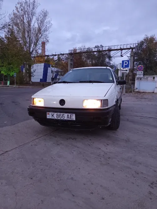 Volkswagen Passat 1993 год Рыбница Рыбница - изображение 1