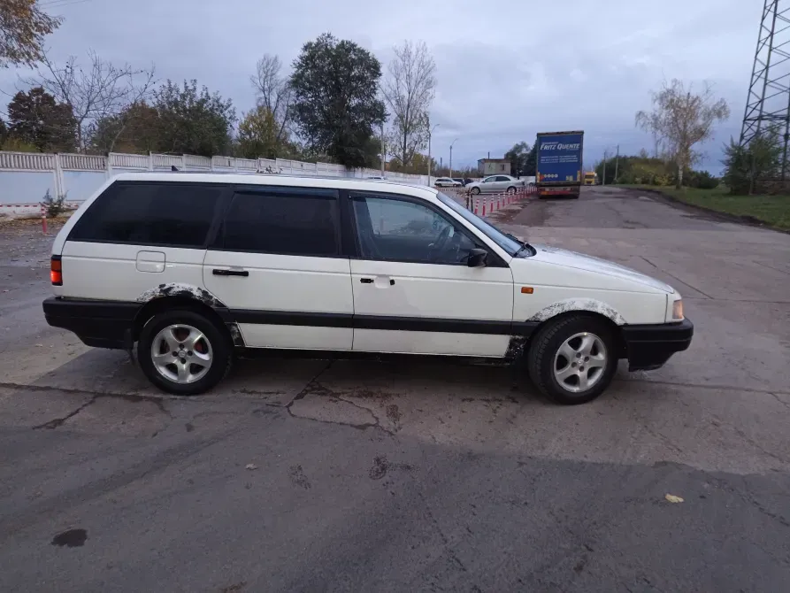 Volkswagen Passat 1993 год Рыбница Рыбница - изображение 3