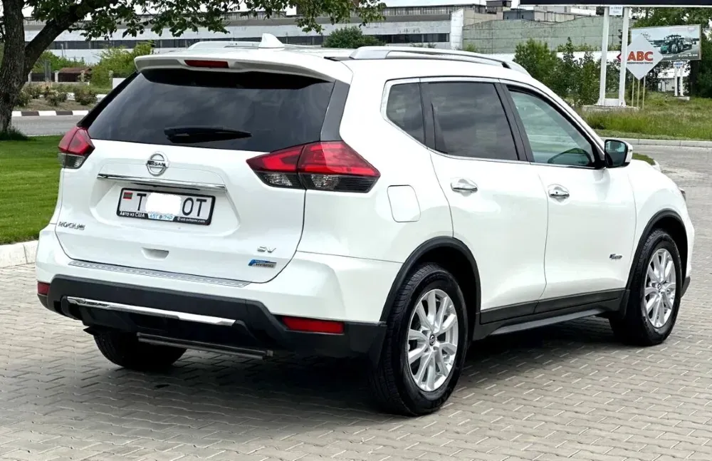 Nissan X-Trail 2017 год Тирасполь Tiraspol - fotografie 2
