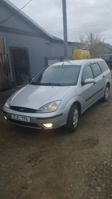 Ford Focus 2002 год Днестровск Днестровск - изображение 2