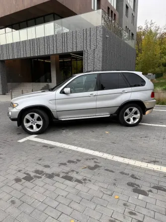 BMW X5 2004 an Chişinău Кишинёв