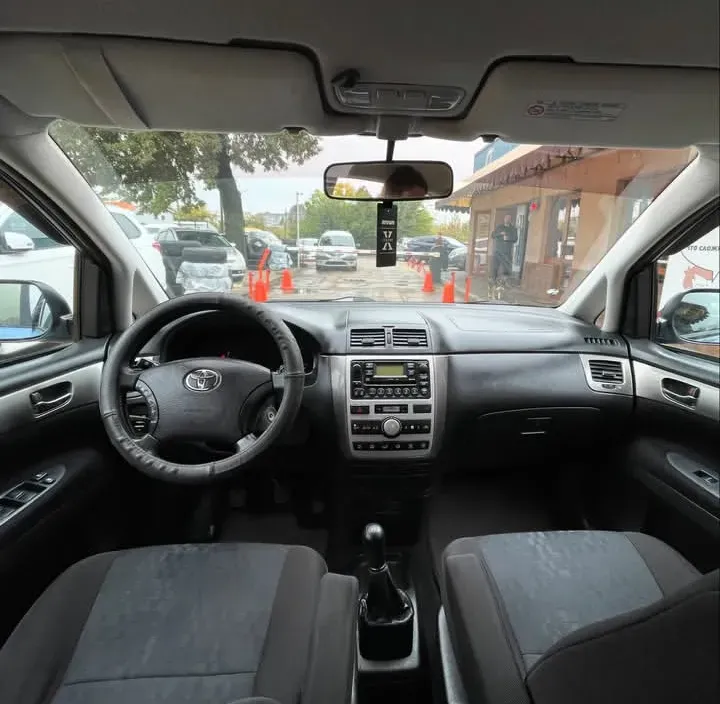 Toyota Avensis Verso 2005 год Тирасполь Tiraspol - fotografie 5