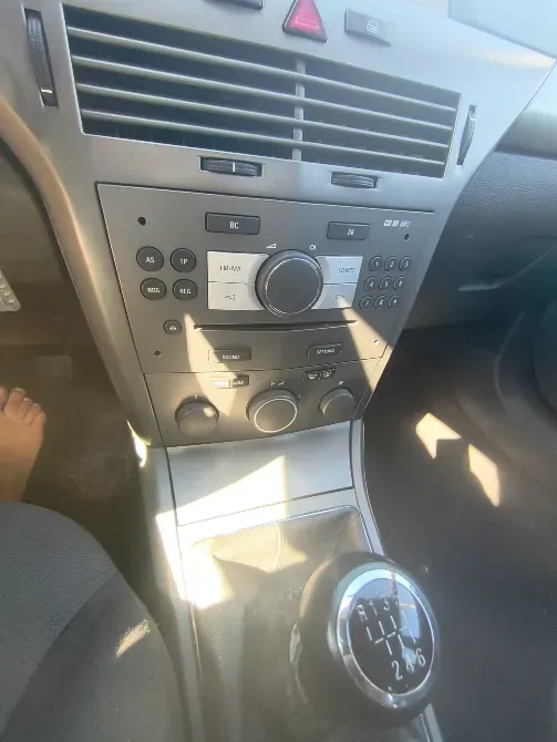 Opel Astra 2004 an Dubăsari Дубоссары - изображение 4