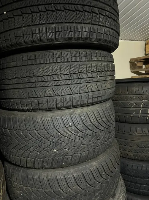 Продам Резину 235/45R18 Состояние Отличное Тирасполь - изображение 1