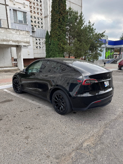 Tesla Model Y 2023 год Тирасполь Тирасполь - изображение 3