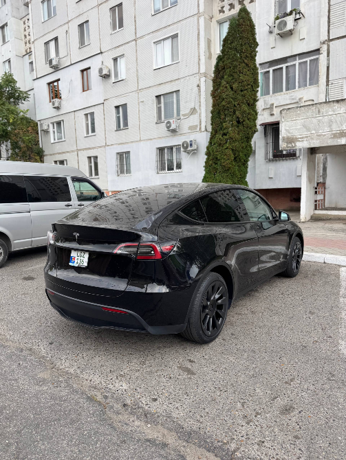 Tesla Model Y 2023 год Тирасполь Тирасполь - изображение 5
