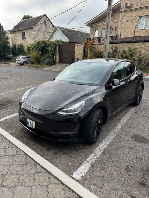 Tesla Model Y 2023 год Тирасполь Тирасполь - изображение 2