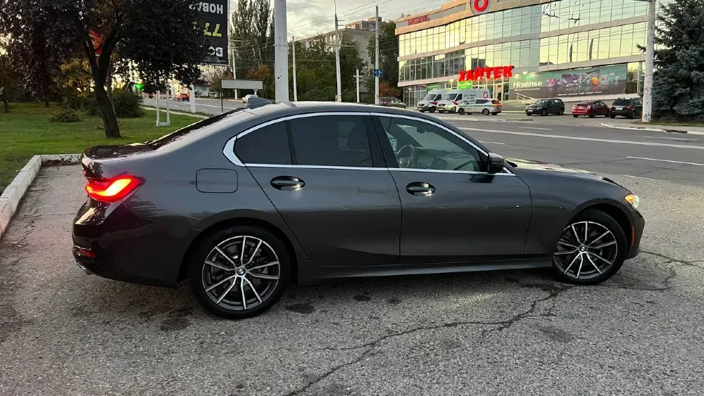 BMW 3 Series 2021 год Тирасполь Тирасполь - изображение 4