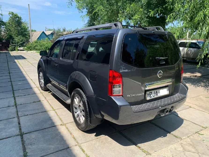 Nissan Pathfinder 2011 год Бендеры Бендеры - изображение 3