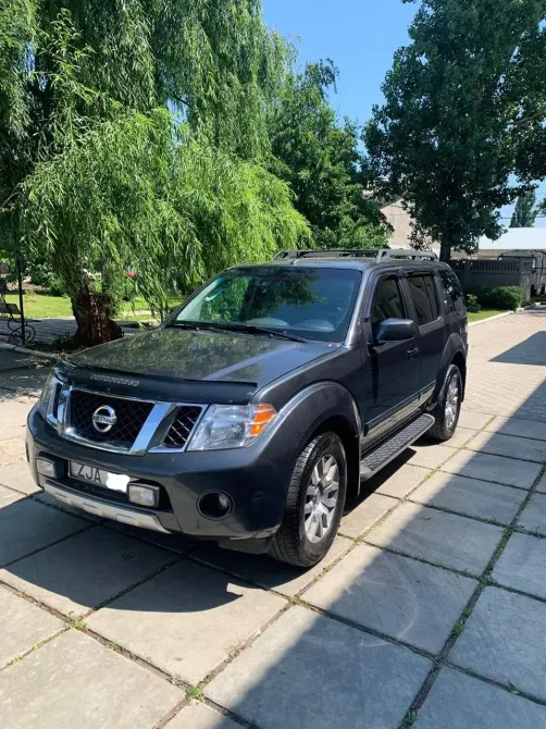Nissan Pathfinder 2011 год Бендеры Бендеры - изображение 2
