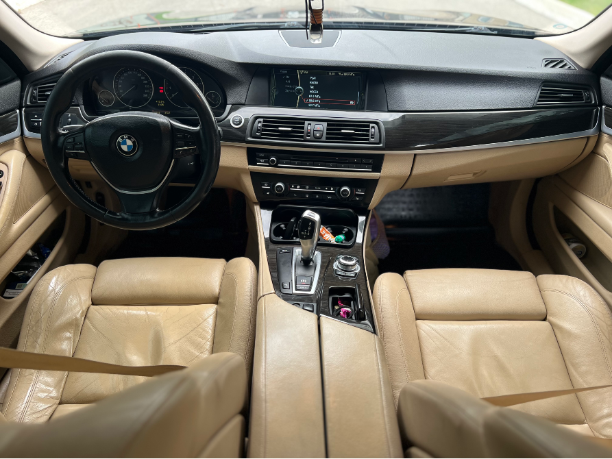 BMW 5 Series 2011 год Тирасполь Tiraspol - fotografie 5