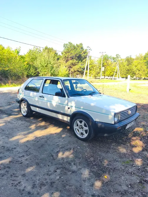 Volkswagen Golf 1990 год Слободзея Слободзея - изображение 2