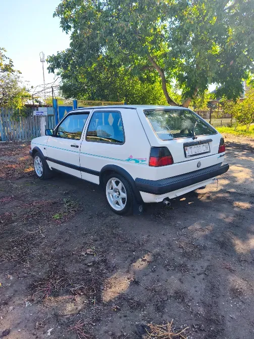 Volkswagen Golf 1990 год Слободзея Слободзея - изображение 4