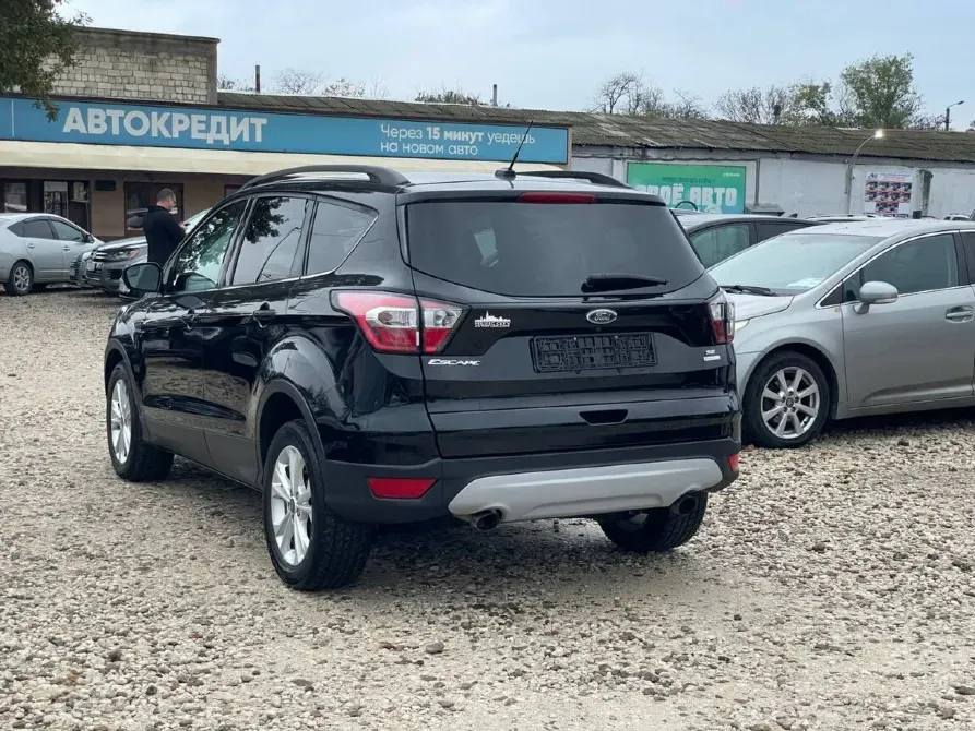 Ford Escape 2018 год Бендеры Бендеры - изображение 3