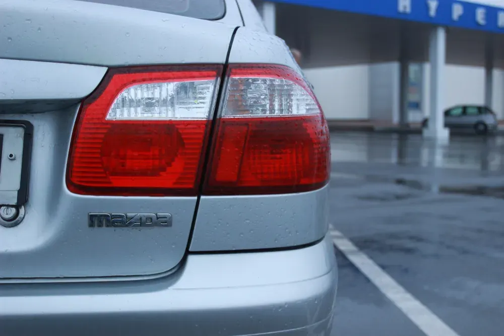 Mazda 626 1999 год Слободзея Слободзея - изображение 4