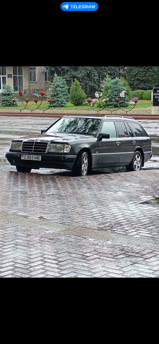 Mercedes E-Class 1993 год Рыбница Рыбница - изображение 1