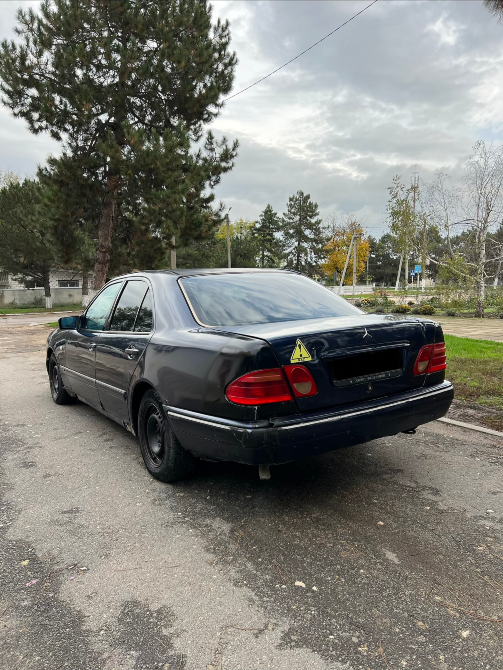 Mercedes E-Class 1997 год Тирасполь Тирасполь - изображение 4