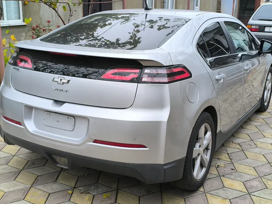 Chevrolet Volt 2013 год Тирасполь Тирасполь - изображение 3